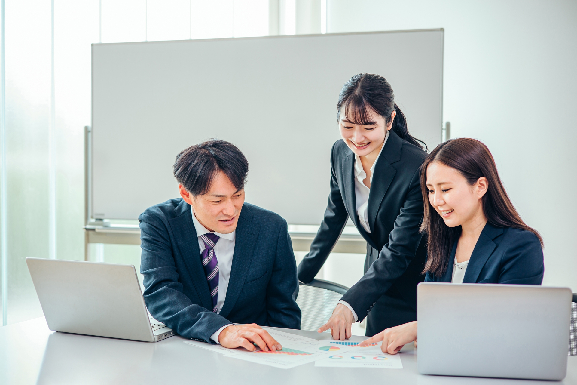  MakeCareer合同会社の正社員 総務求人イメージ